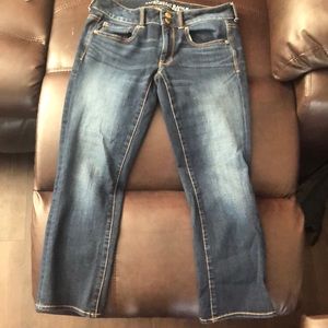 American Eagle Crop Jeans